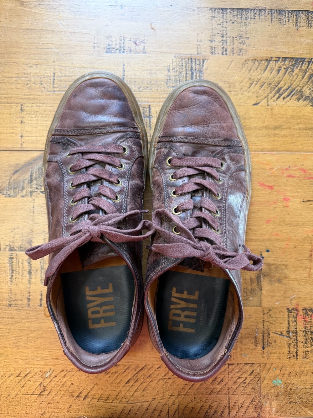 Men’s Frye Leather Low-Top Sneakers in Deep Brown with Maroon Laces Size 11.5